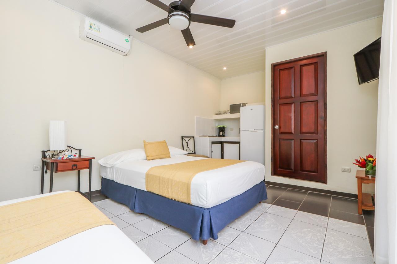Hotel Flor Blanca Manuel Antonio Eksteriør bilde