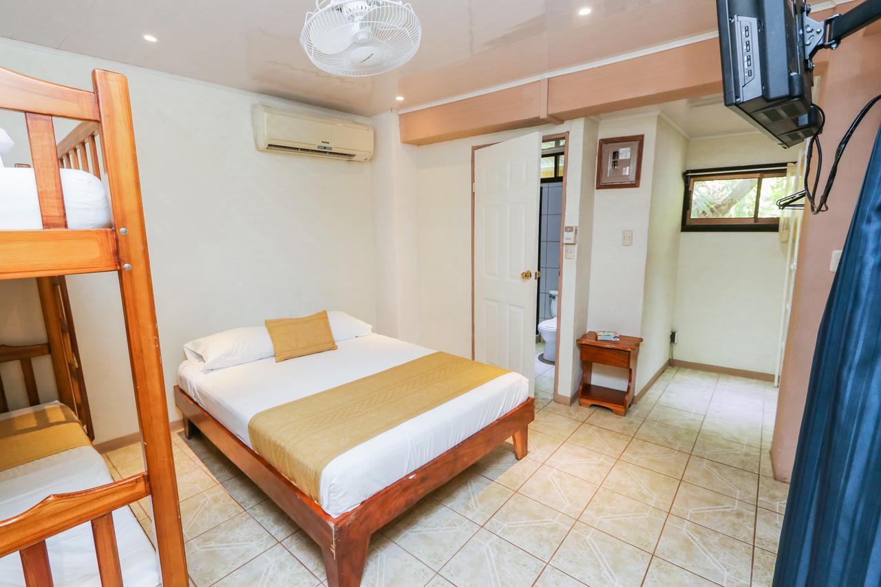 Hotel Flor Blanca Manuel Antonio Eksteriør bilde