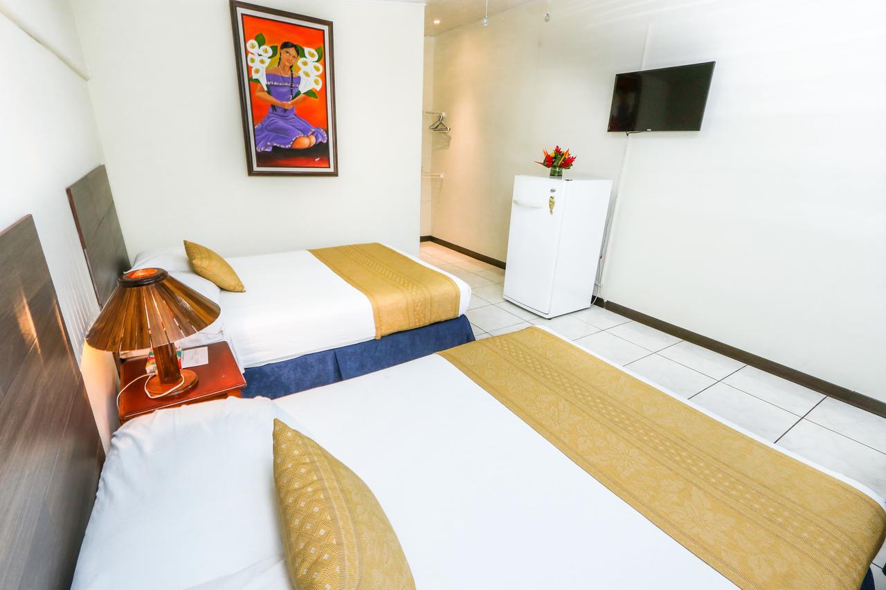 Hotel Flor Blanca Manuel Antonio Eksteriør bilde
