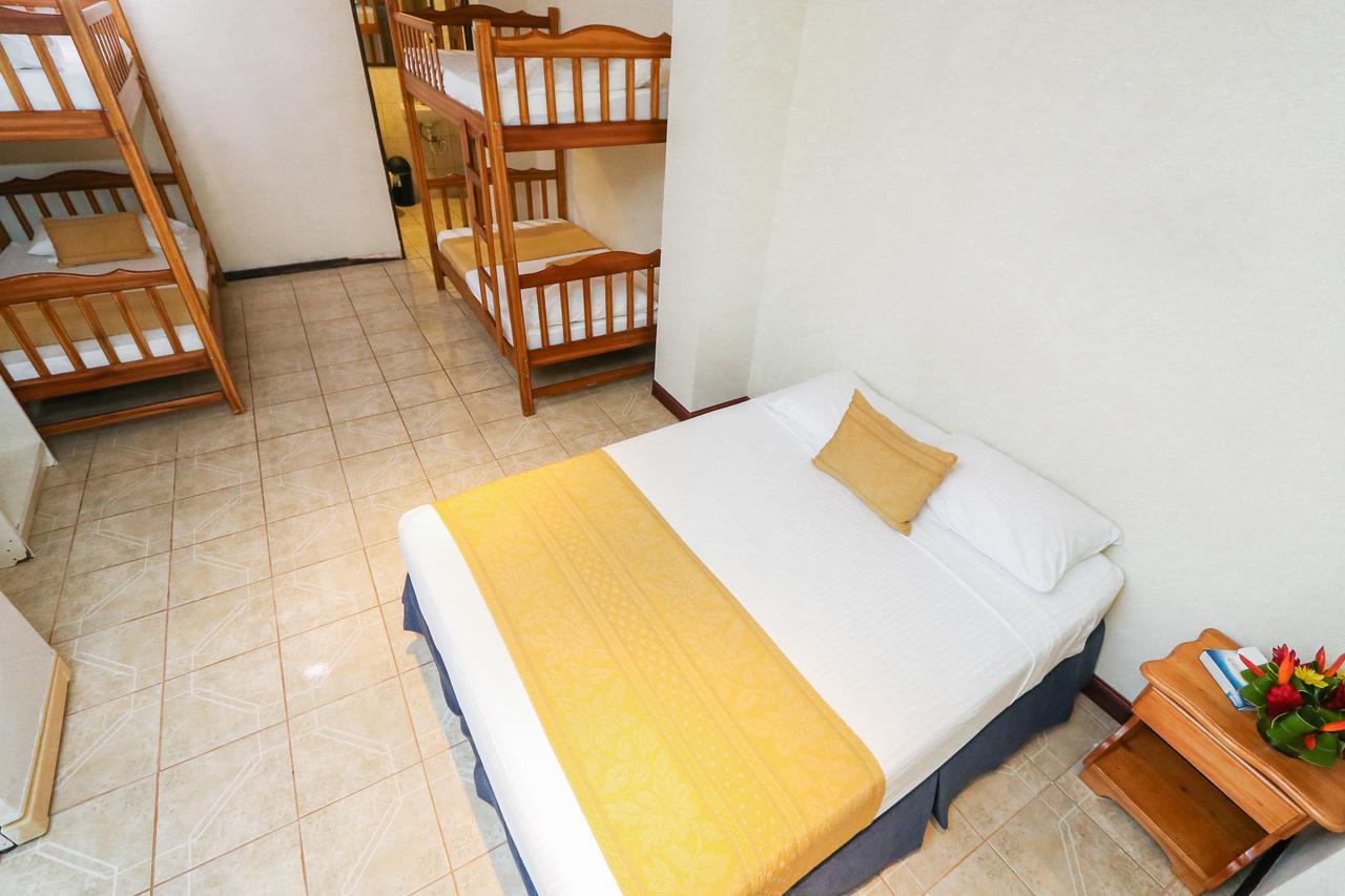 Hotel Flor Blanca Manuel Antonio Eksteriør bilde
