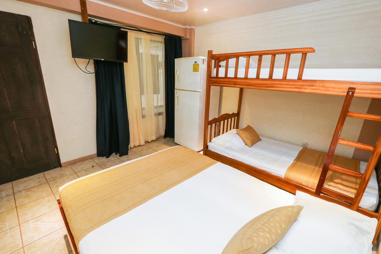 Hotel Flor Blanca Manuel Antonio Eksteriør bilde