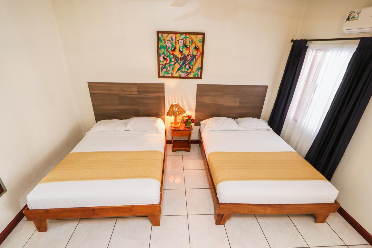 Hotel Flor Blanca Manuel Antonio Eksteriør bilde